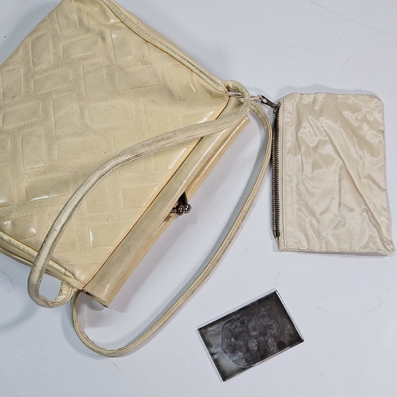 Vintage Yellow Purse Handbag - Picture 2 of 4